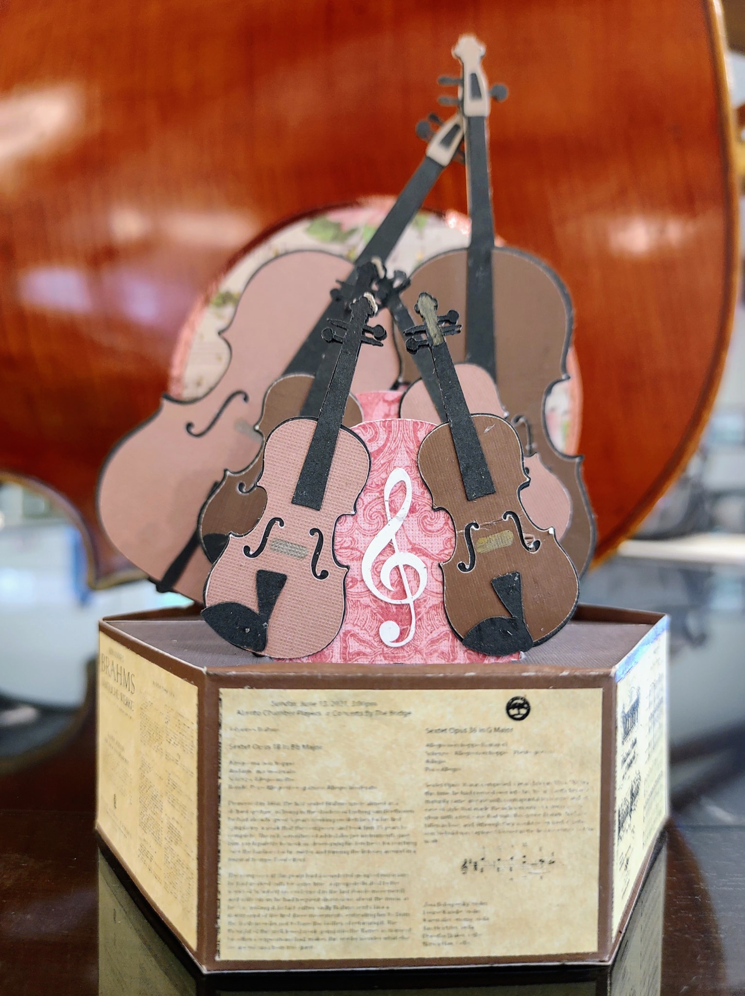 String sextet popup card
